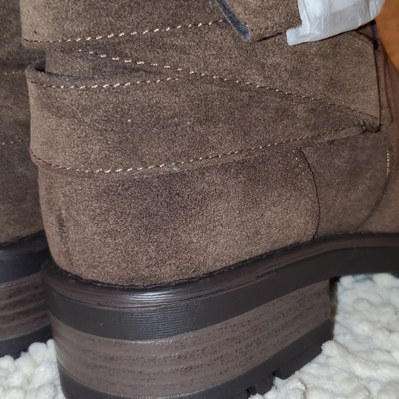 🆕️ NWT Torrid Feaux Suede Boots Size 7W - Picture 8 of 12